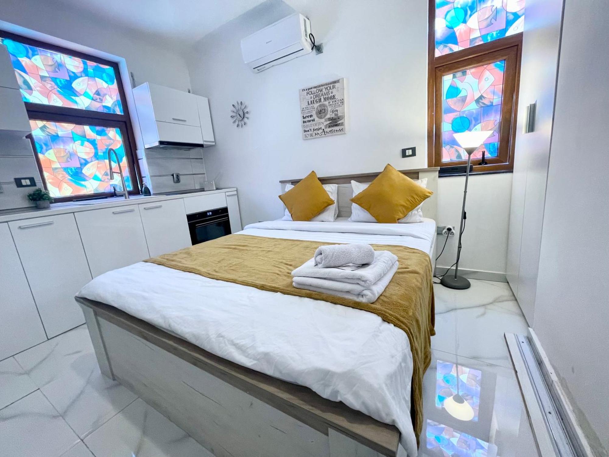 White Studio Bucureşti Eksteriør bilde
